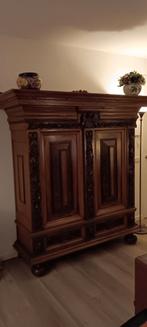 Rankenkast met handgesneden snijwerk, Ophalen, Gebruikt