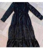 Jurk kilky zwart goud maat m, Kleding | Dames, Jurken, Maat 38/40 (M), Zwart, Nieuw, Ophalen of Verzenden