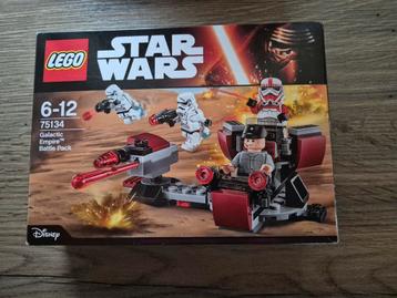 Te koop nieuwe doos star wars 75134. beschikbaar voor biedingen