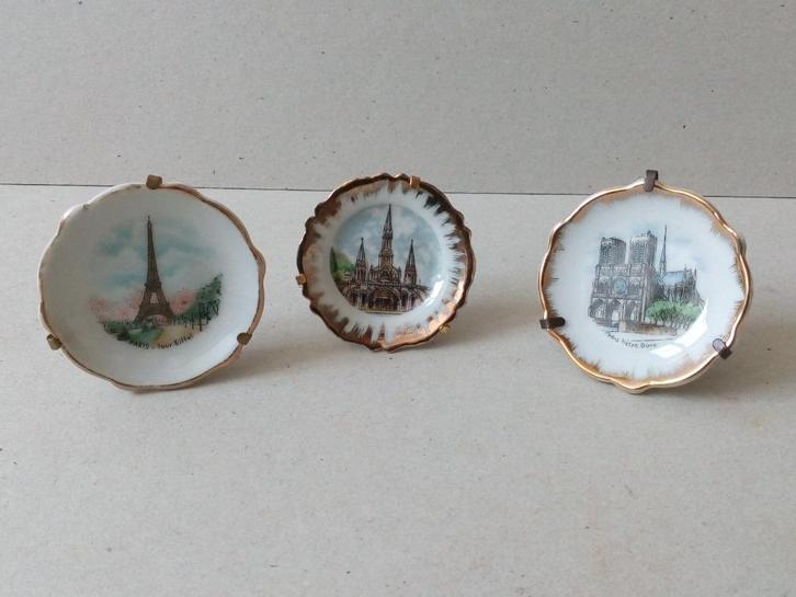 Antieke Limoges wand/minibordjes.Frankrijk.oa Eiffeltoren, Antiek en Kunst, Curiosa en Brocante, Ophalen of Verzenden