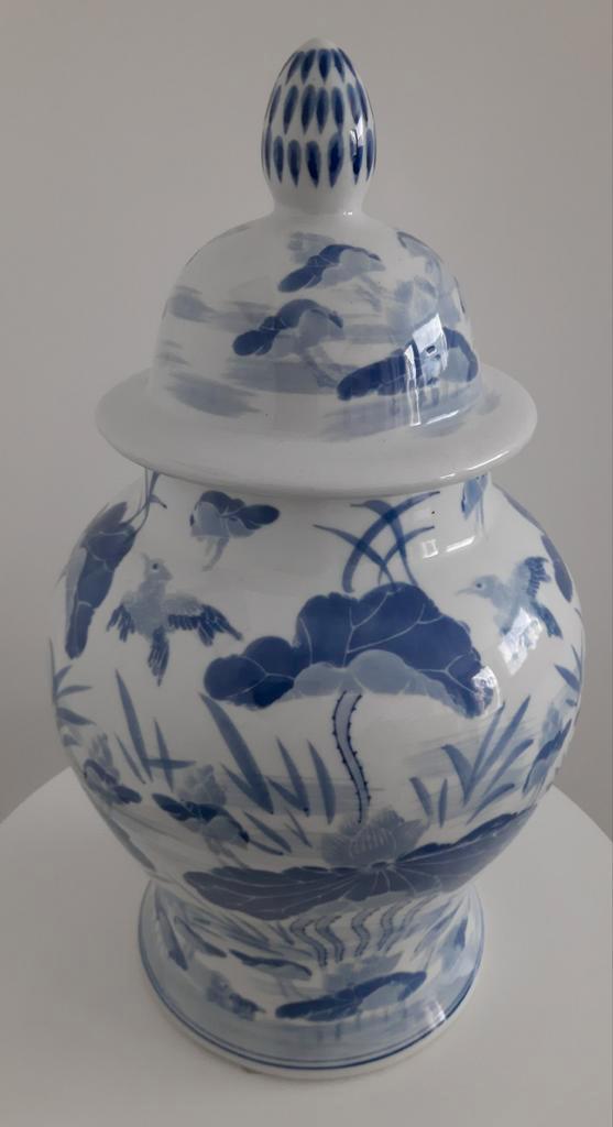 Chinese vaas met deksel, blauw motief, Huis en Inrichting, Woonaccessoires | Vazen, Zo goed als nieuw, Blauw, Minder dan 50 cm
