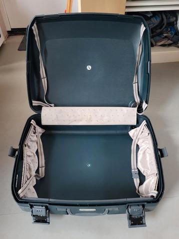 Reiskoffer - 21x53x67 cm - Ruime Koffer beschikbaar voor biedingen