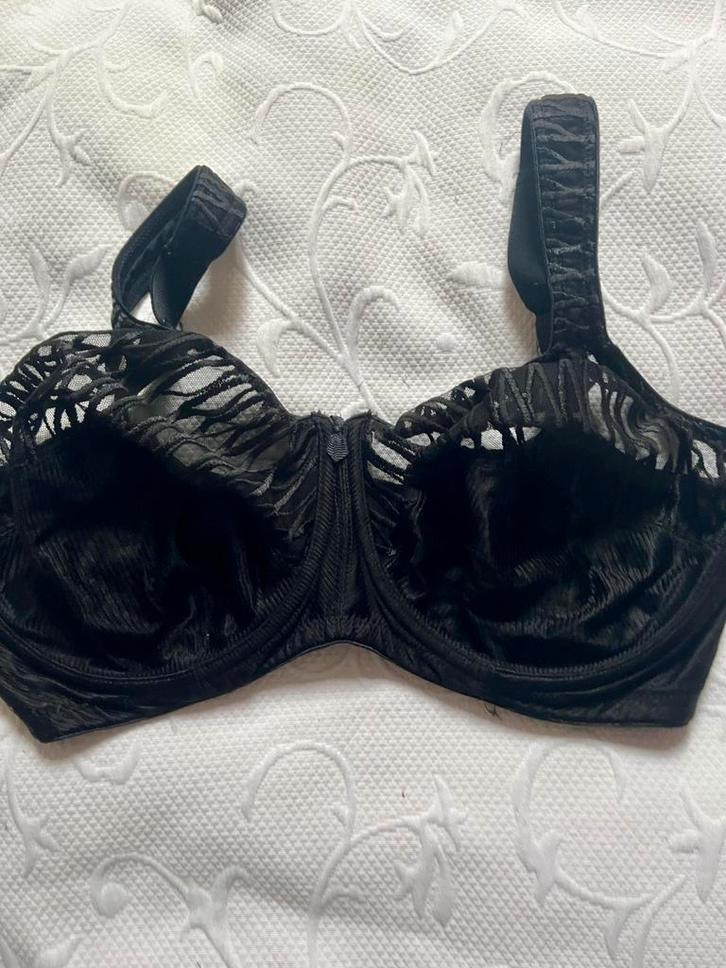 Beugel bh 90f, Kleding | Dames, Ondergoed en Lingerie, BH, Zwart, Ophalen of Verzenden