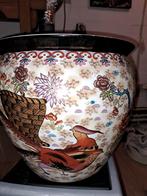 Oosterse Bloempot met Vogelmotieven, Ophalen