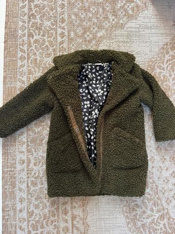 Winterjas 110-116 beschikbaar voor biedingen