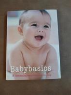 Babybasics - Alles over je baby!, Ophalen of Verzenden, Zo goed als nieuw, Opvoeding tot 6 jaar
