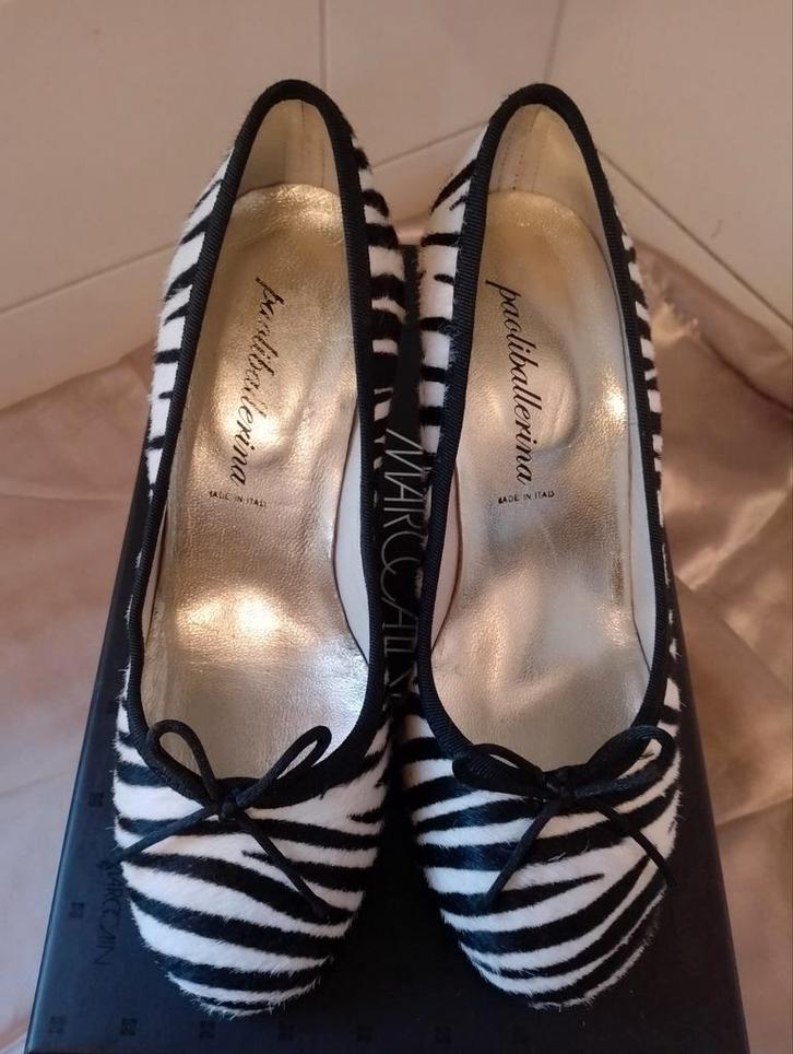 Luxe echt leer pums van PAOLIBALLERINA, 37 zebra print, Kleding | Dames, Schoenen, Zo goed als nieuw, Pumps, Zwart, Verzenden