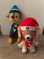 Paw Patrol Skye en Chase knuffel - Thema kerst winter sjaal, Ophalen of Verzenden, Zo goed als nieuw, Hond