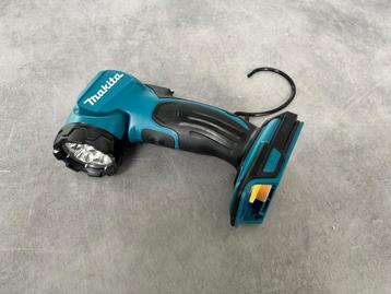 MAKITA BOUWLAMP 18v ACCU LAMP LEDLAMP WERFLICHT LI-ION BODY beschikbaar voor biedingen