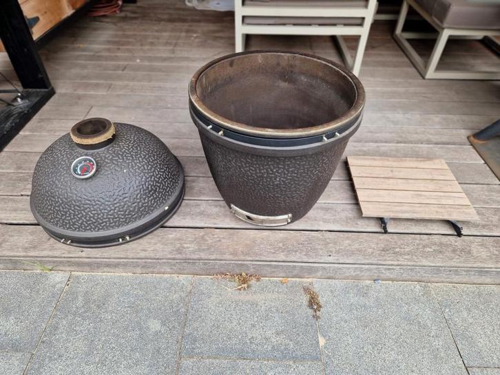 Base & Dome van Bastard Urban Large 2019, Tuin en Terras, Houtskoolbarbecues, Gebruikt, Ophalen