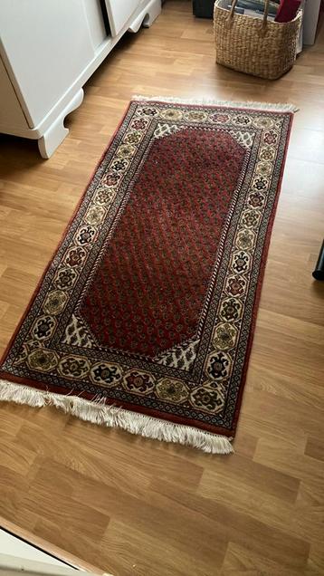 Karpet 150 X 75  cm beschikbaar voor biedingen