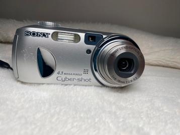 Sony DSC-P73 camera beschikbaar voor biedingen