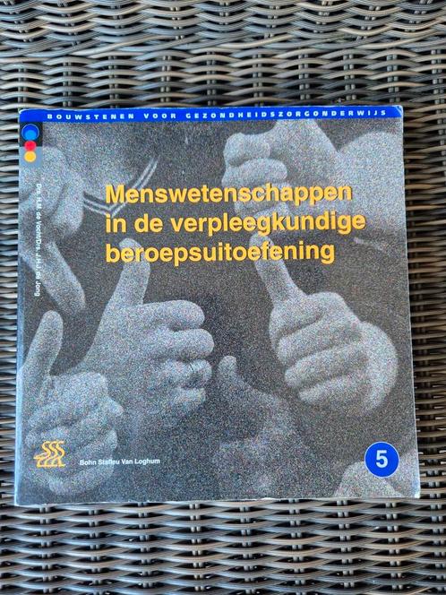 Menswetenschappen in de verpleegkundige beroepsuitoefening, Boeken, Studieboeken en Cursussen, Zo goed als nieuw, HBO, Alpha, Ophalen of Verzenden