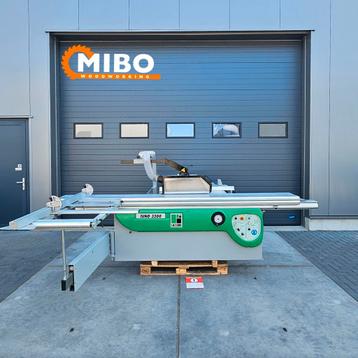 Lazzari formaatzaag 3200mm paneelzaag 45graden ** zaagtafel beschikbaar voor biedingen