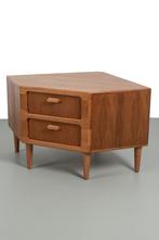 Silkeborg vintage teak hoekkast met 2 laden, Ophalen, Gebruikt, Vintage, deens design, Teakhout