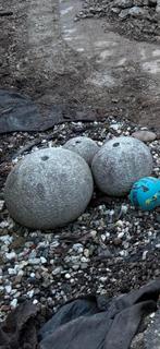 Betonnen Tuinballen - Decoratie, Ophalen of Verzenden, Gebruikt, Beton, Waterornament