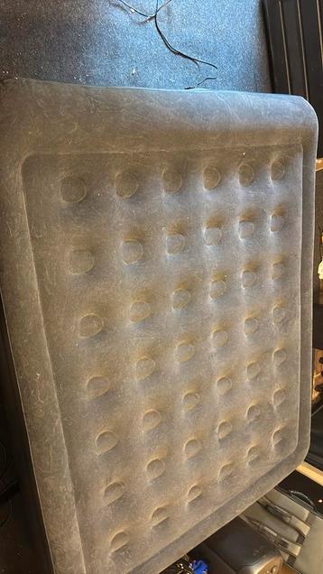 Human Nature 2 pers Luchtbed met ingebouwde pomp beschikbaar voor biedingen