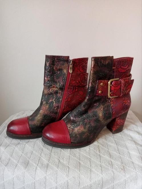 Design hak laarsje, Kleding | Dames, Schoenen, Zo goed als nieuw, Zwart, Ophalen of Verzenden