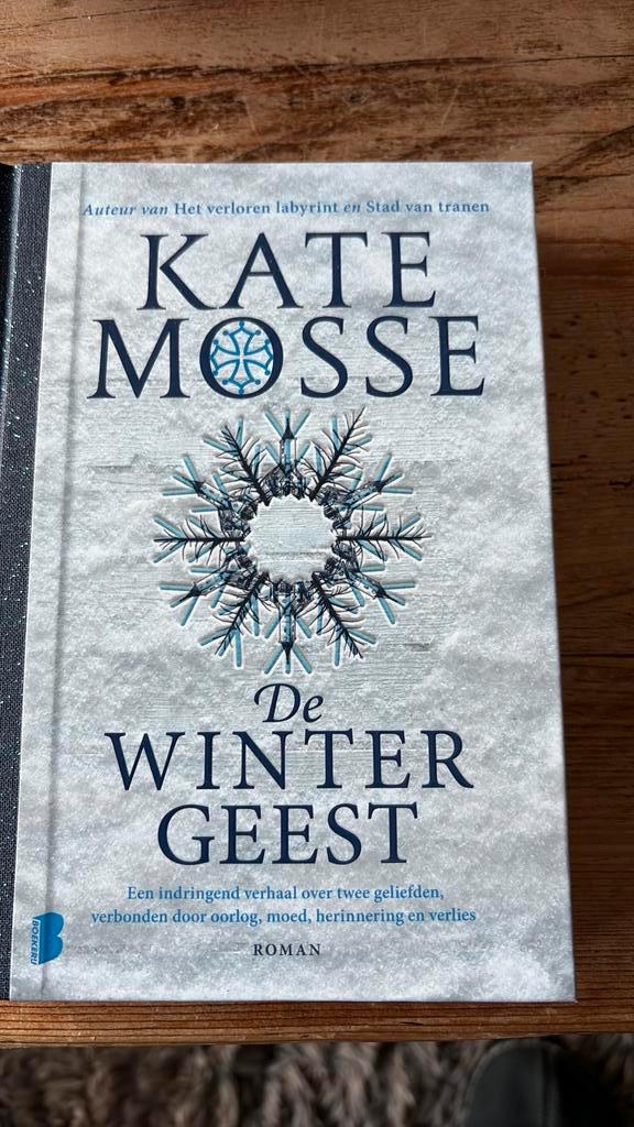 Kate Mosse - De wintergeest, Boeken, Literatuur, Zo goed als nieuw, Ophalen of Verzenden