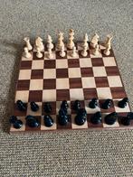 Houten dam en schaakbord compleet, Hobby en Vrije tijd, Gezelschapsspellen | Bordspellen, Een of twee spelers, Ophalen of Verzenden