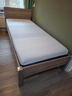 Eenpersoons houten bed 90x210, Ophalen, 90 cm, Eenpersoons, Bruin