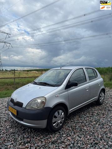 Toyota Yaris 1.0-16V VVT-i Terra beschikbaar voor biedingen