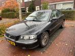 Volvo S60 2.4 T AWD LPG G3 2002 Zwart, Auto's, Zwart, Vierwielaandrijving, Particulier, 1600 kg
