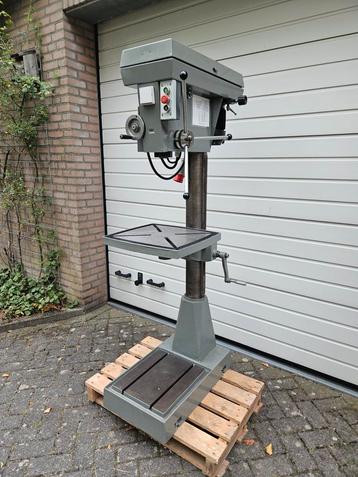 TNW Super Condor MK 3-36, Kolomboormachine, in nieuwstaat. beschikbaar voor biedingen