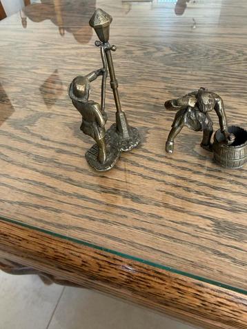 Bronzen beeldjes - straatverlichting en figuren beschikbaar voor biedingen