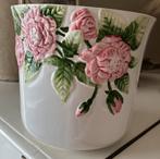 Vintage Majolica bloempot vaas met rozen reliëf, Gebruikt, Overige kleuren, Aardewerk of Porselein, Ophalen of Verzenden
