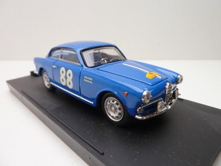 Alfa Romeo Giulietta Sprint  ''Bang models '', Hobby en Vrije tijd, Modelauto's | 1:43, Zo goed als nieuw, Auto, Overige merken