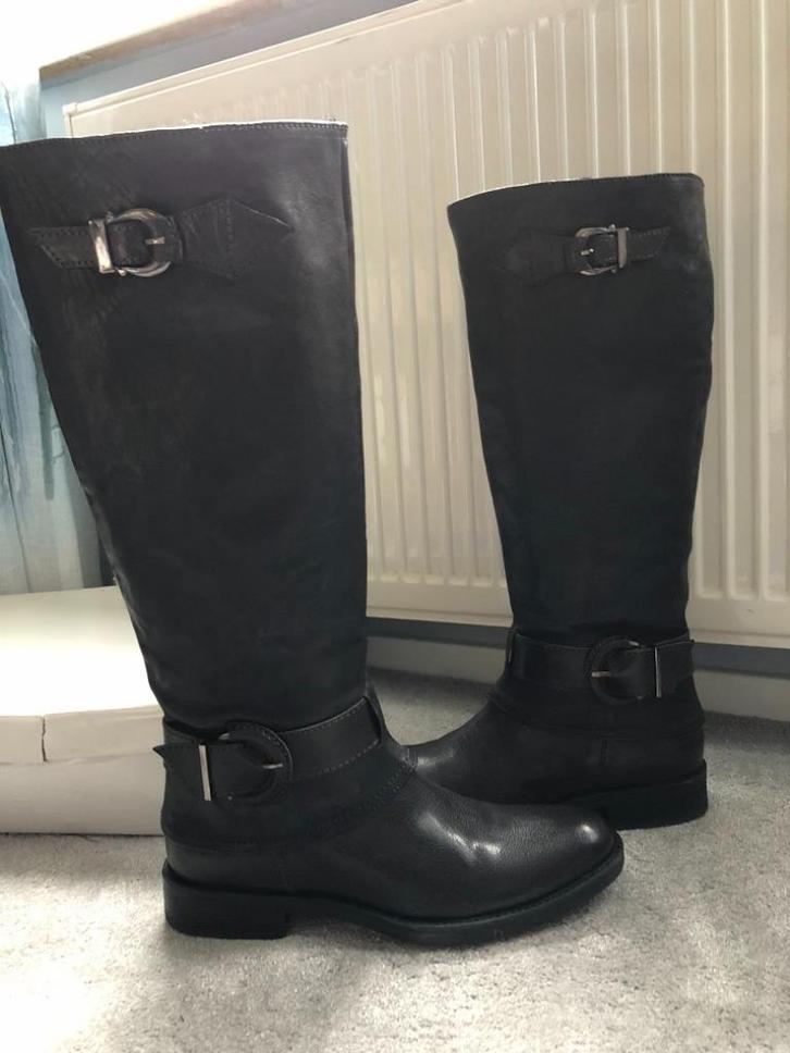 Nieuwe Leren (ook binnenkant) antracietgrijze laarzen mt 39, Kleding | Dames, Schoenen, Nieuw, Hoge laarzen, Grijs, Ophalen of Verzenden