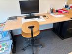 Bureau met verrijdbaar ladekastje, Ophalen, Zo goed als nieuw, Bureau