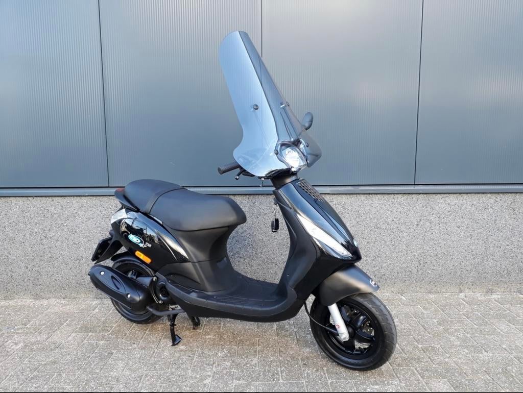 Piaggio Zip 2017 - Snelle 4 Takt, Gebruikt, Overige modellen, Maximaal 45 km/u, Ophalen of Verzenden