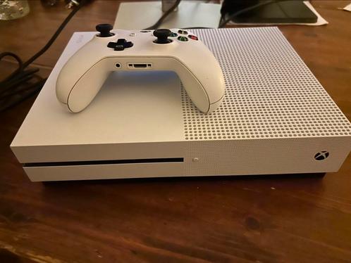 Xbox One S - 1 controller - FarCry 6, Spelcomputers en Games, Spelcomputers | Xbox One, Zo goed als nieuw, Xbox One, 1 TB, Met 1 controller