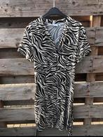 Zebra doorknoopjurk met centuur, Kleding | Dames, Jurken, Vila, Maat 38/40 (M), Ophalen of Verzenden, Onder de knie