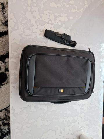Laptoptas splinter nieuw (ongebruikt) 17 inch beschikbaar voor biedingen