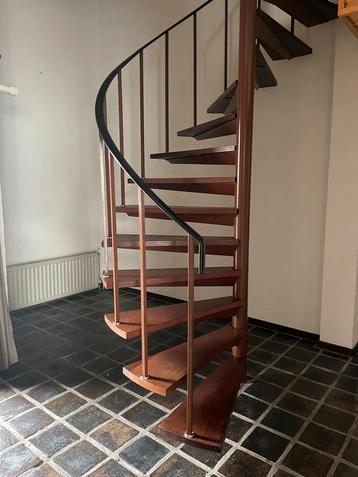 Spiltrap - Hardhout - 13 - 280cm beschikbaar voor biedingen