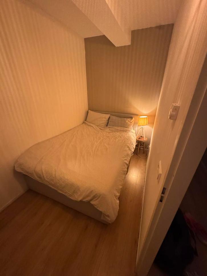 IKEA GLADSTAD Bedframe 140x200 + lattenbodem, Huis en Inrichting, Slaapkamer | Bedden, Gebruikt, Tweepersoons, 140 cm, 200 cm