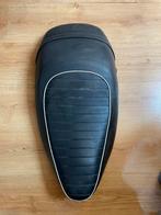 Vespa s sport zadel met schade aan de hoes, Ophalen of Verzenden