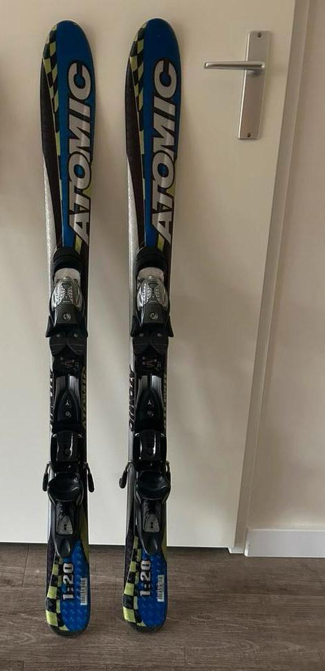 ATOMIC ski’s met evt. skistokken 115cm, Sport en Fitness, Skiën en Langlaufen, Gebruikt, Ski's, Skiën, Atomic, Carve, 100 tot 140 cm