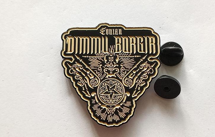Dimmu Borgir zeer mooie Eonian shaped speld pin badge n3, Verzamelen, Muziek, Artiesten en Beroemdheden, Nieuw, Overige typen