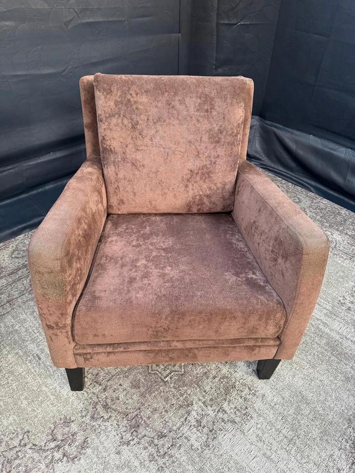 Bruine fauteuil - Stijlvol en comfortabel, Huis en Inrichting, Fauteuils, Gebruikt, Stof, 50 tot 75 cm, Minder dan 75 cm, Ophalen