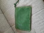 Groene tas met studs, Sieraden, Tassen en Uiterlijk, Tassen | Damestassen, Ophalen of Verzenden, Zo goed als nieuw, Groen, Avondtasje