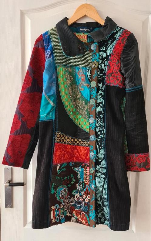 Desigual Patchwork Jas - Uniek en Kleurrijk maat 38, Kleding | Dames, Jurken, Gedragen, Maat 38/40 (M), Overige kleuren, Ophalen of Verzenden
