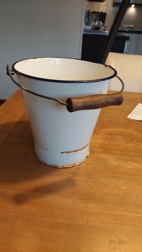 Vintage Emaille Emmer met Blauwe Bies, Antiek en Kunst, Antiek | Emaille, Ophalen