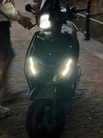 Zip 80cc full option, Fietsen en Brommers, Scooters | Piaggio, Ophalen, Zip, Zo goed als nieuw, 80 cc