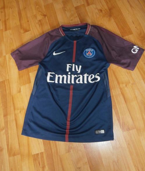 Mooi shirt Paris Saint Germain S Nike Neijmar 10 origineel, Kleding | Heren, Sportkleding, Zo goed als nieuw, Voetbal, Maat 48/50 (M)