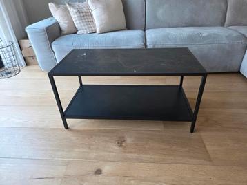 Salontafel met keramische steen beschikbaar voor biedingen