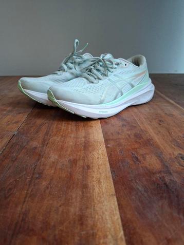 Asics Gel Kayano 30 Dames Hardloopschoenen Maat 39 beschikbaar voor biedingen